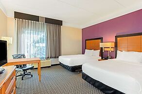 La Quinta Inn & Suites by Wyndham Orlando I Drive/Conv Ctr