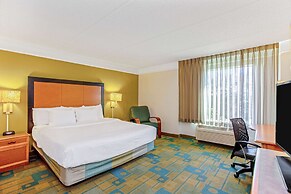 La Quinta Inn & Suites by Wyndham Orlando I Drive/Conv Ctr