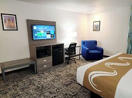 Quality Inn & Suites Denver International Airport