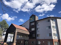 Quality Inn & Suites Denver International Airport