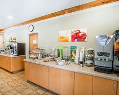 Quality Inn & Suites Denver International Airport