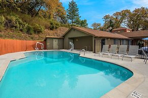 Best Western Willits Inn