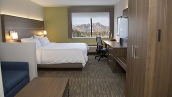 Holiday Inn Express & Suites Colorado Springs North by IHG
