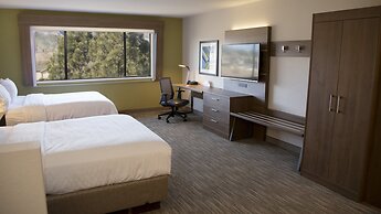 Holiday Inn Express & Suites Colorado Springs North by IHG