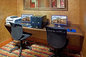Holiday Inn Express & Suites Colorado Springs North by IHG