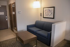 Holiday Inn Express & Suites Colorado Springs North by IHG