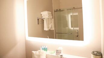 Holiday Inn Express & Suites Colorado Springs North by IHG