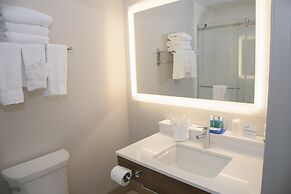 Holiday Inn Express & Suites Colorado Springs North by IHG