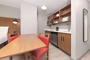 Hawthorn Extended Stay by Wyndham Bedford / Dallas