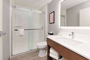Hawthorn Extended Stay by Wyndham Bedford / Dallas