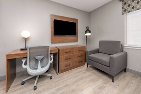Hawthorn Extended Stay by Wyndham Bedford / Dallas