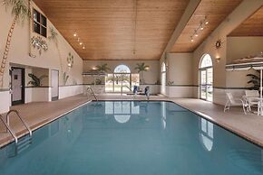 Country Inn & Suites by Radisson, Cedar Falls, IA