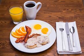 Holiday Inn & Suites Dallas-Addison by IHG