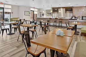 Holiday Inn & Suites Dallas-Addison by IHG