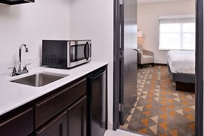 Holiday Inn & Suites Dallas-Addison by IHG