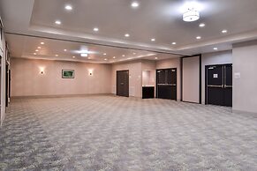 Holiday Inn & Suites Dallas-Addison by IHG