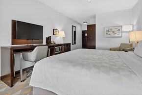 Holiday Inn & Suites Dallas-Addison by IHG
