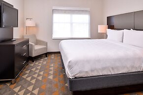 Holiday Inn & Suites Dallas-Addison by IHG