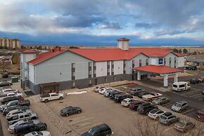 AmericInn by Wyndham Denver Airport