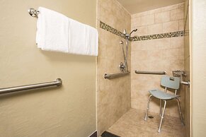 La Quinta Inn & Suites by Wyndham Conference Center Prescott