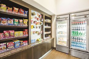 La Quinta Inn & Suites by Wyndham Conference Center Prescott