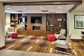 Four Points by Sheraton Nashville Airport