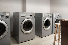 Hampton Inn & Suites Alpharetta