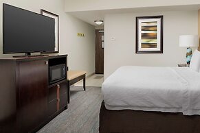 Hampton Inn & Suites Alpharetta