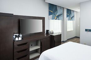 Hampton Inn & Suites Atlanta-Downtown