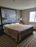 Super 8 by Wyndham Aurora/Naperville Area
