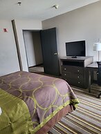Super 8 by Wyndham Aurora/Naperville Area