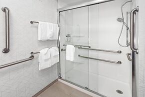 Holiday Inn Express Fremont by IHG
