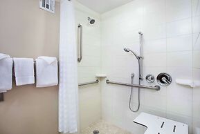 Embassy Suites by Hilton Lexington/UK Coldstream