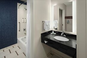 Fairfield Inn & Suites by Marriott Lake Oswego