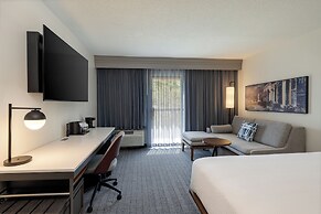 Courtyard by Marriott North Charleston Airport/Coliseum