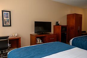 Comfort Inn & Suites Patriots Point