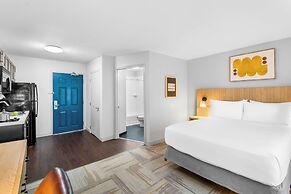Sonesta Simply Suites Austin South
