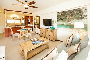 Castle Waikīkī Shore