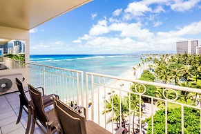 Castle Waikīkī Shore