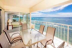 Castle Waikīkī Shore