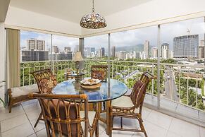 Castle Waikīkī Shore