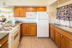 Castle Waikīkī Shore