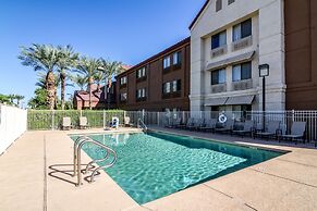 Red Roof Inn PLUS+ Tempe - Phoenix Airport