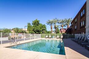 Red Roof Inn PLUS+ Tempe - Phoenix Airport