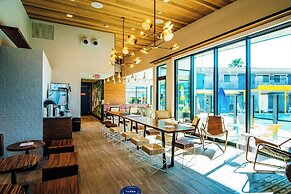 voco the Tuxon by IHG