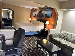 Days Inn & Suites by Wyndham Pine Bluff