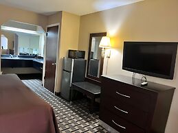 Days Inn & Suites by Wyndham Pine Bluff