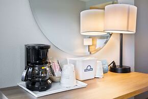 Days Inn by Wyndham Red Bluff