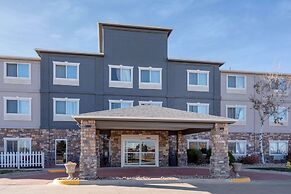 La Quinta Inn & Suites by Wyndham Henderson-Northeast Denver