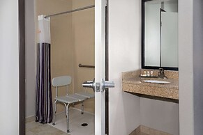 Baymont by Wyndham Henderson-Northeast Denver